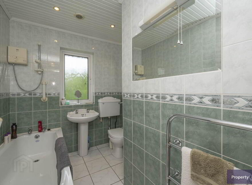 1 Mullinure Park, Armagh, BT61 9EJ