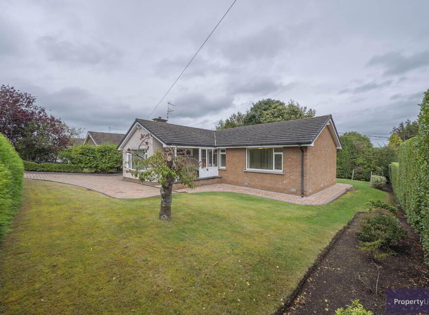 1 Mullinure Park, Armagh, BT61 9EJ
