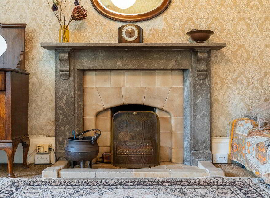 64 Knock Road, Belfast, BT5 6LR