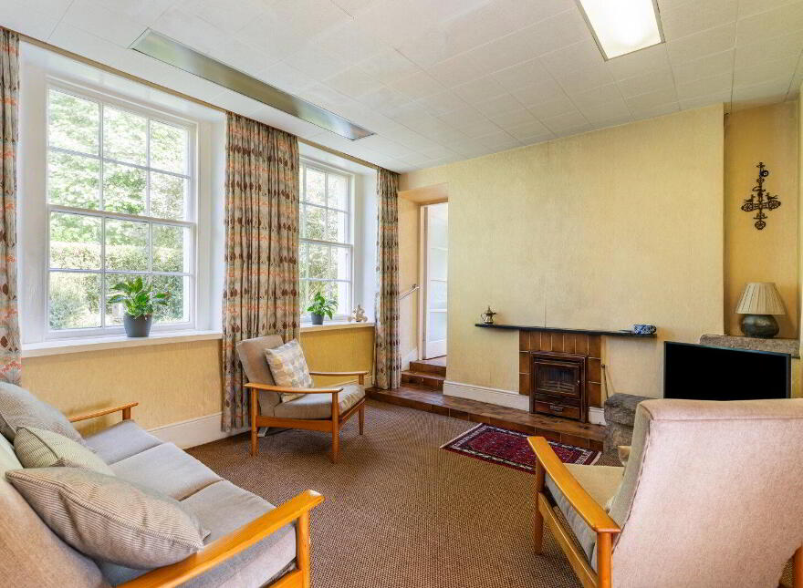 64 Knock Road, Belfast, BT5 6LR