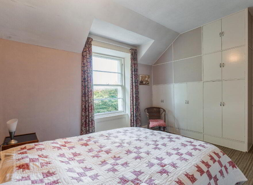 64 Knock Road, Belfast, BT5 6LR