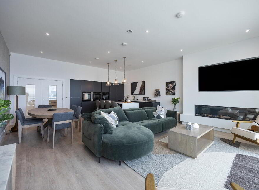 55a Causeway Street, Portrush, BT56 8AD