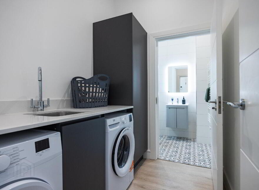 55a Causeway Street, Portrush, BT56 8AD