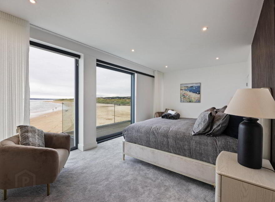 55a Causeway Street, Portrush, BT56 8AD