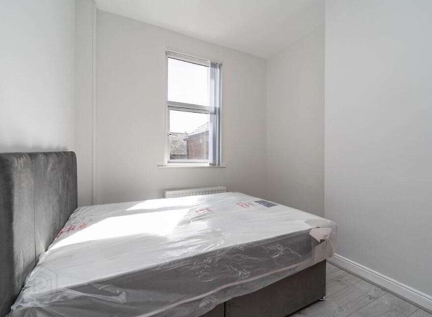 124 Agincourt Avenue, Belfast, BT7 1QD