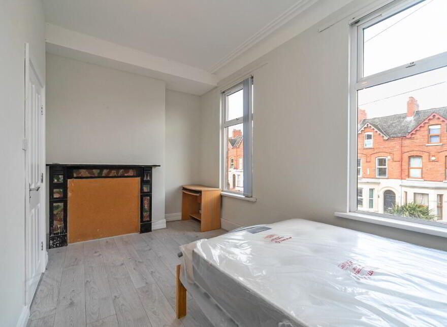 124 Agincourt Avenue, Belfast, BT7 1QD