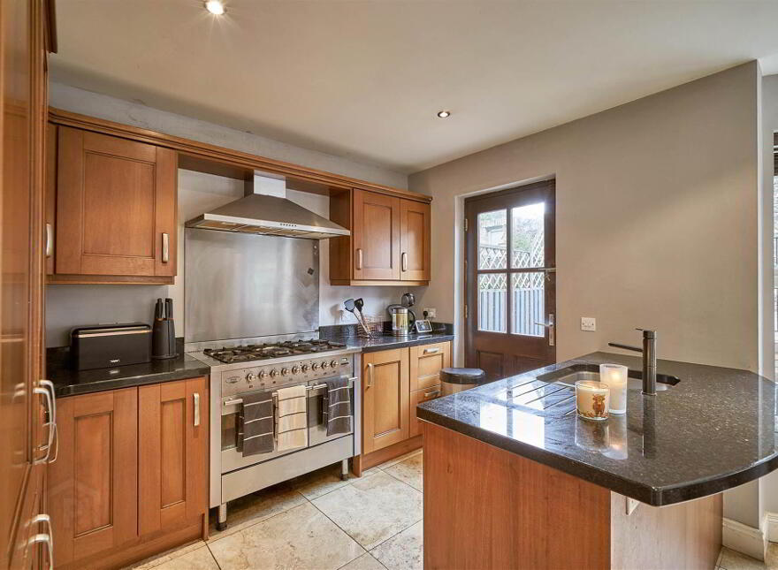 26 Demesne Gate, Holywood, BT18 9FR