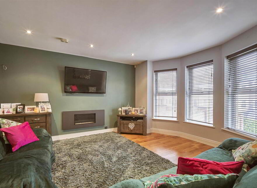 26 Demesne Gate, Holywood, BT18 9FR
