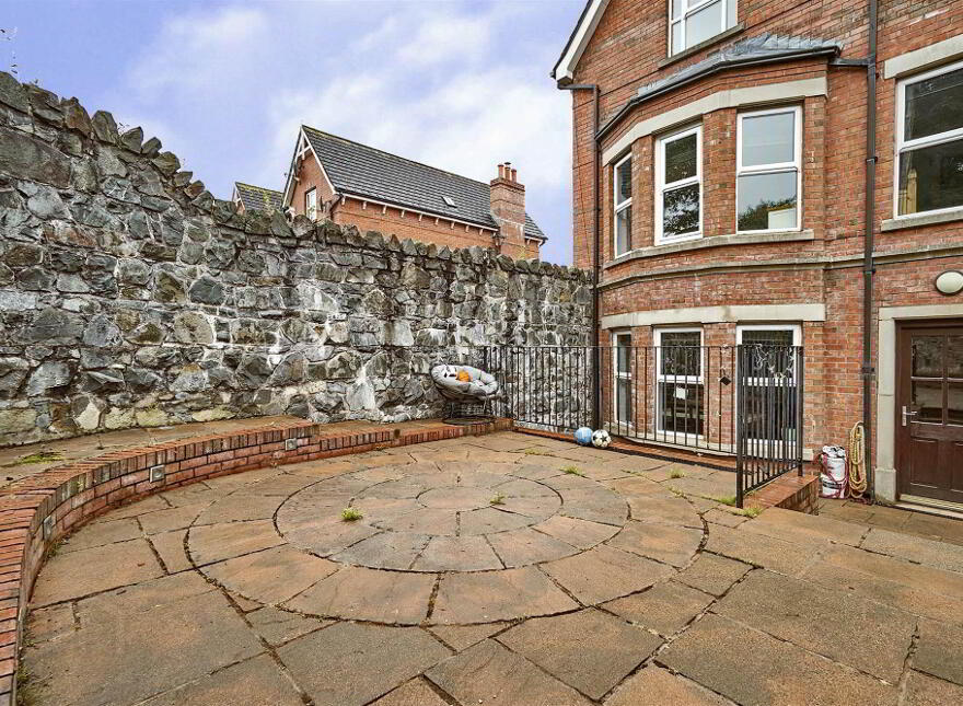 26 Demesne Gate, Holywood, BT18 9FR