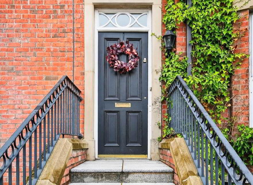 26 Demesne Gate, Holywood, BT18 9FR