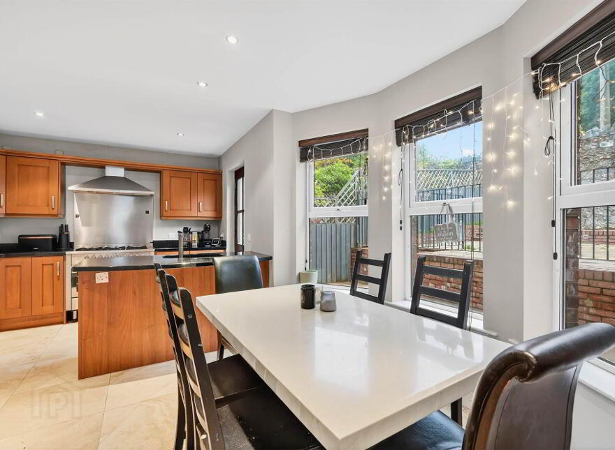 26 Demesne Gate, Holywood, BT18 9FR