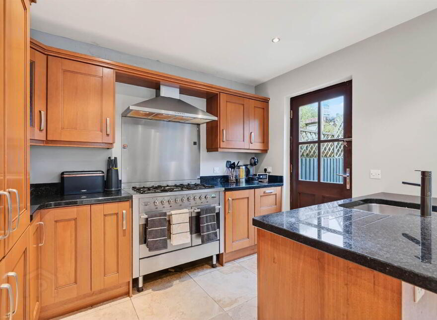 26 Demesne Gate, Holywood, BT18 9FR