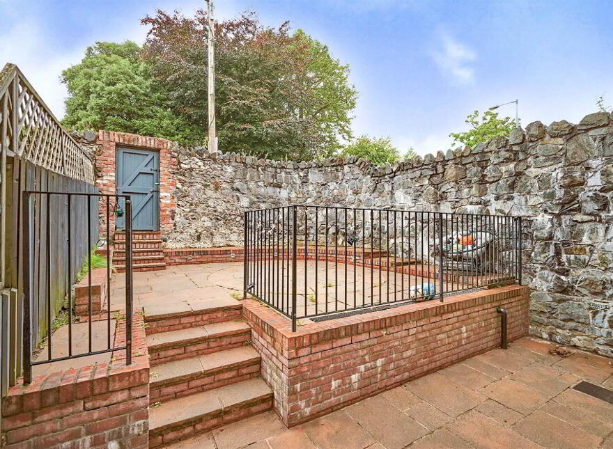 26 Demesne Gate, Holywood, BT18 9FR