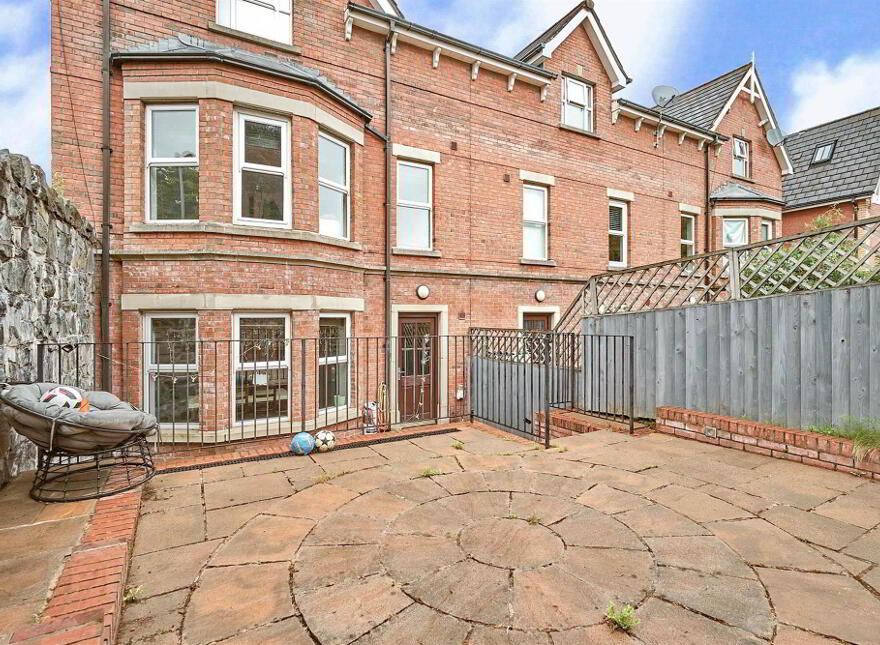 26 Demesne Gate, Holywood, BT18 9FR