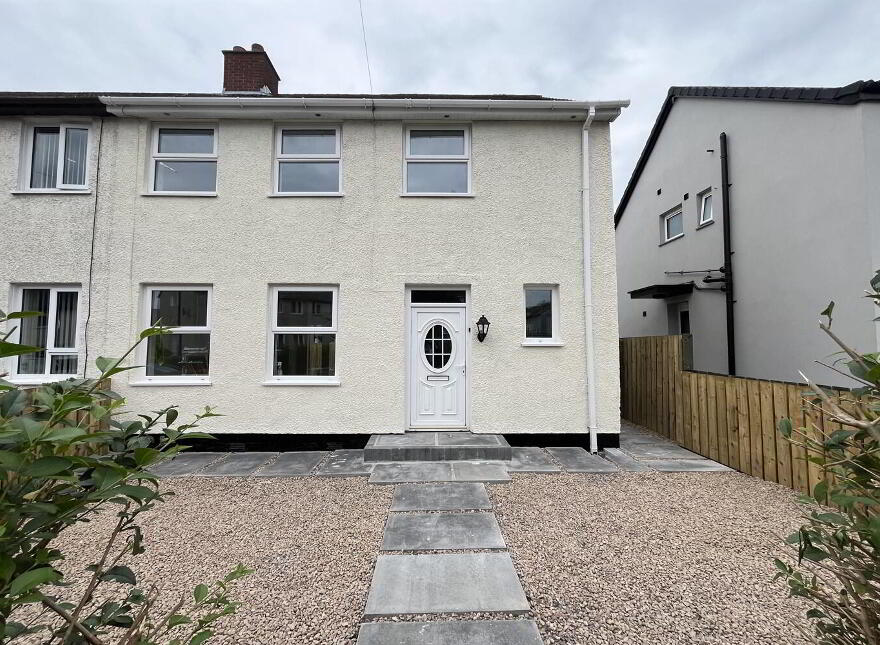 80 Cliftondene Crescent, Belfast, BT14 7PE photo