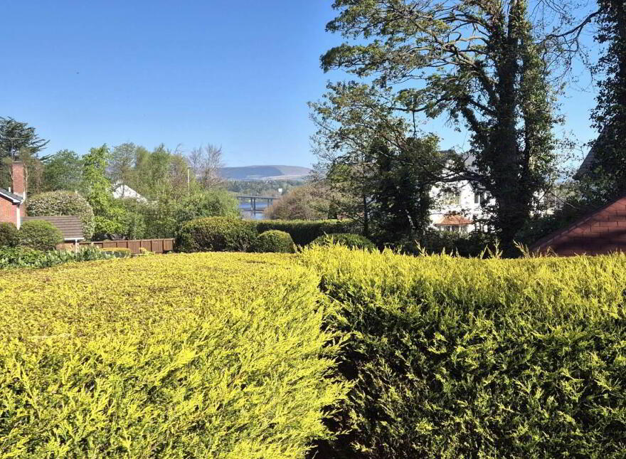 10 Parklands, Limavady Road, Derry, BT47 6YS