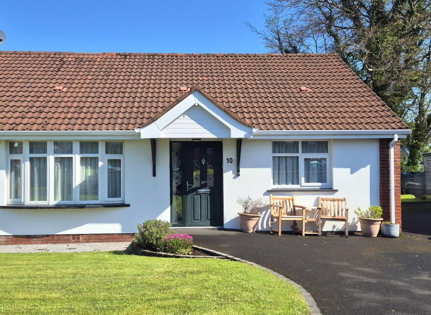 10 Parklands, Limavady Road, Derry, BT47 6YS