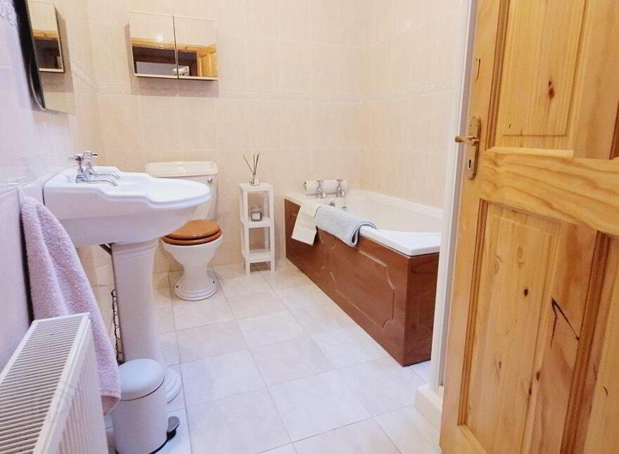 Dunmuckrum, Ballyshannon, F94F5C7