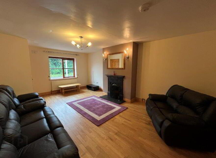No. 60 Creamery Road, Manorhamilton, F91T2T4