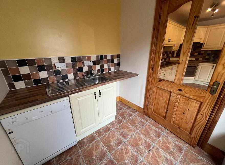 No. 60 Creamery Road, Manorhamilton, F91T2T4