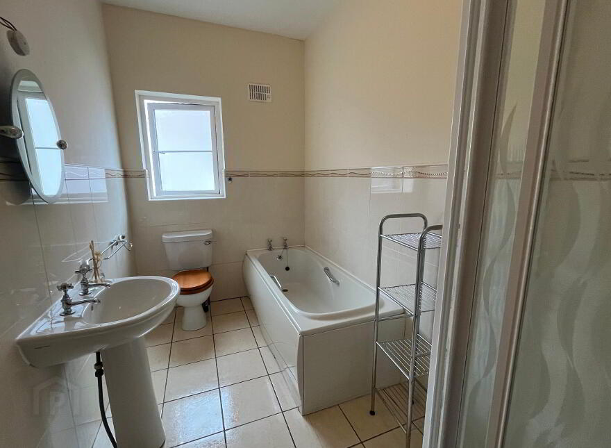 No. 60 Creamery Road, Manorhamilton, F91T2T4