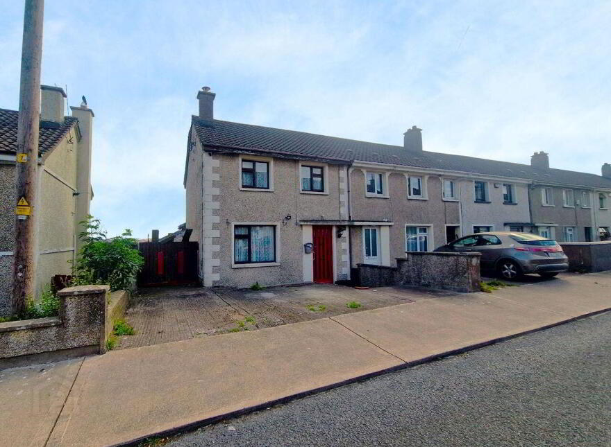 17 Liam Healy Road, Farranree, Cork photo