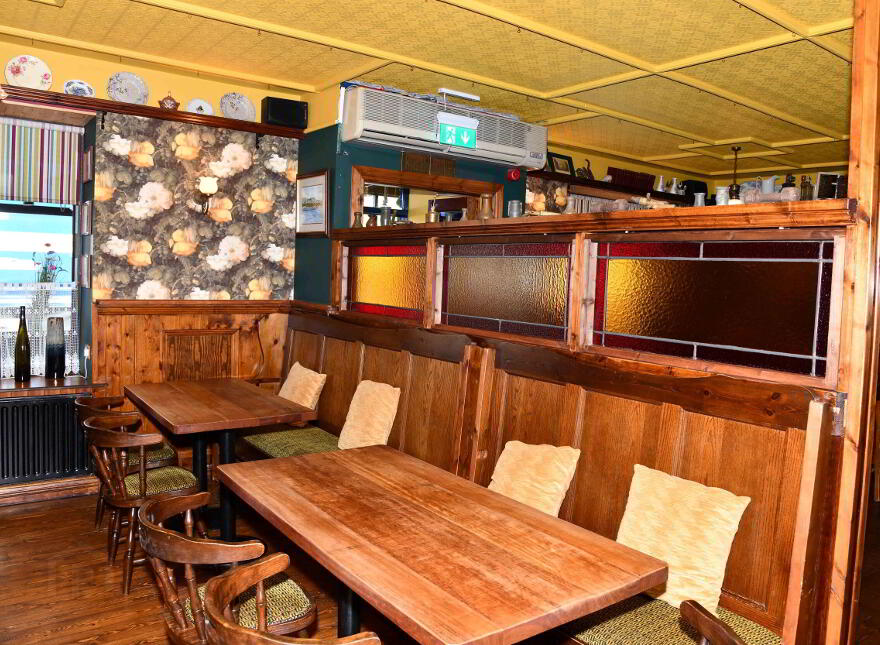 Finn's Bar & Restaurant, Milltown,Galway, H54Y038