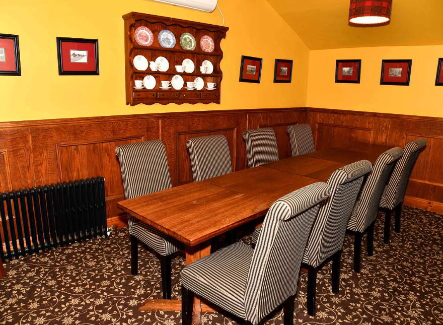 Finn's Bar & Restaurant, Milltown,Galway, H54Y038
