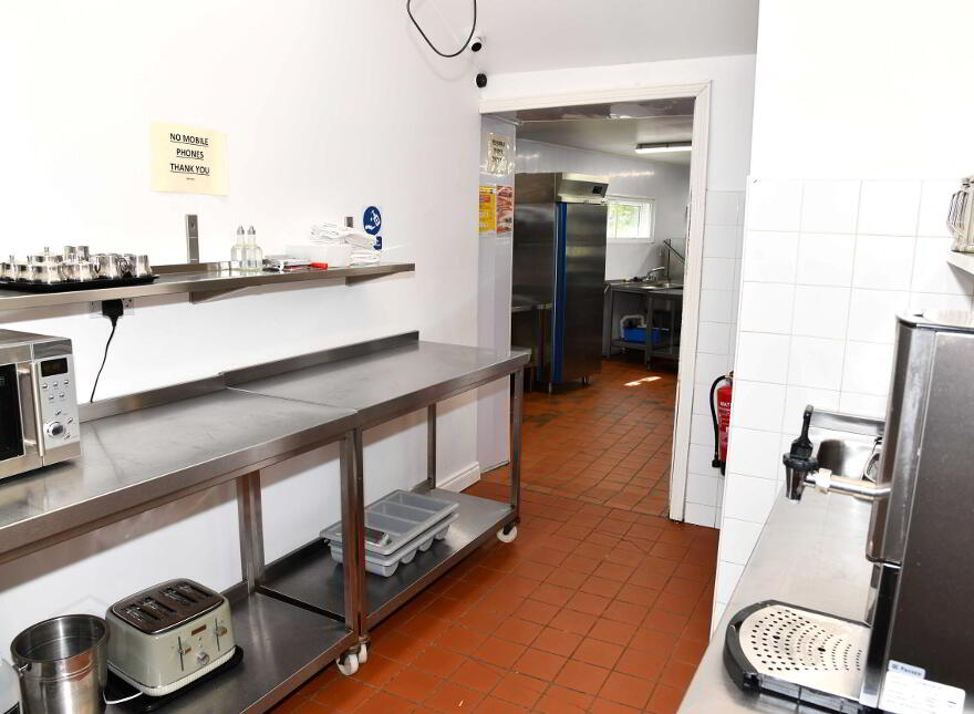 Finn's Bar & Restaurant, Milltown,Galway, H54Y038