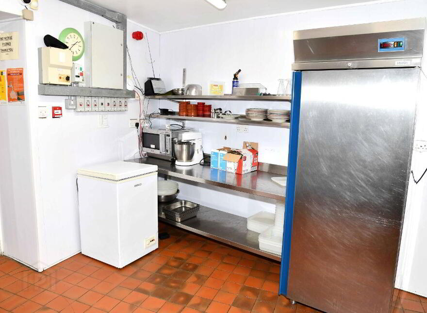 Finn's Bar Restaurant, Milltown, H54Y038