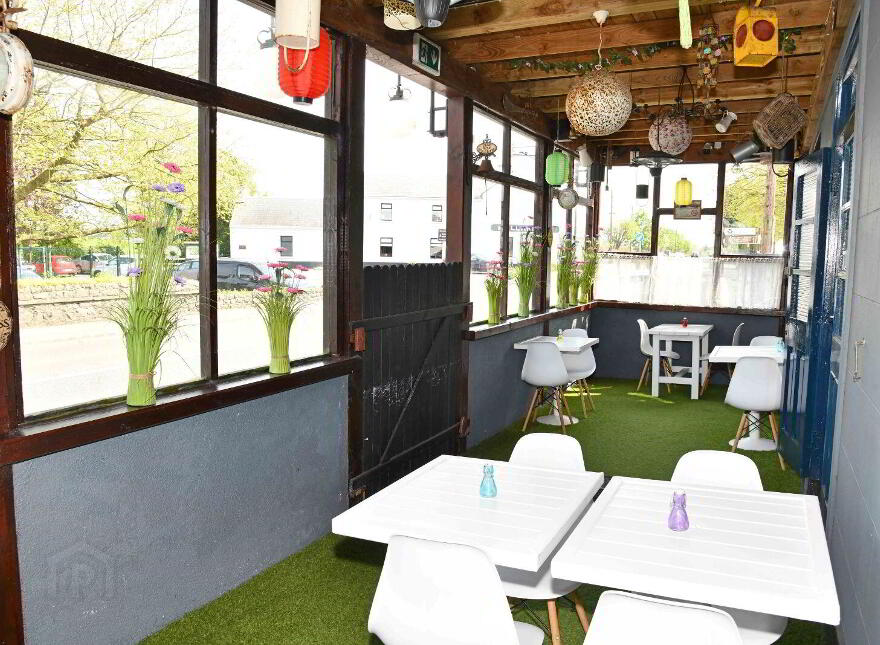 Finn's Bar Restaurant, Milltown, H54Y038
