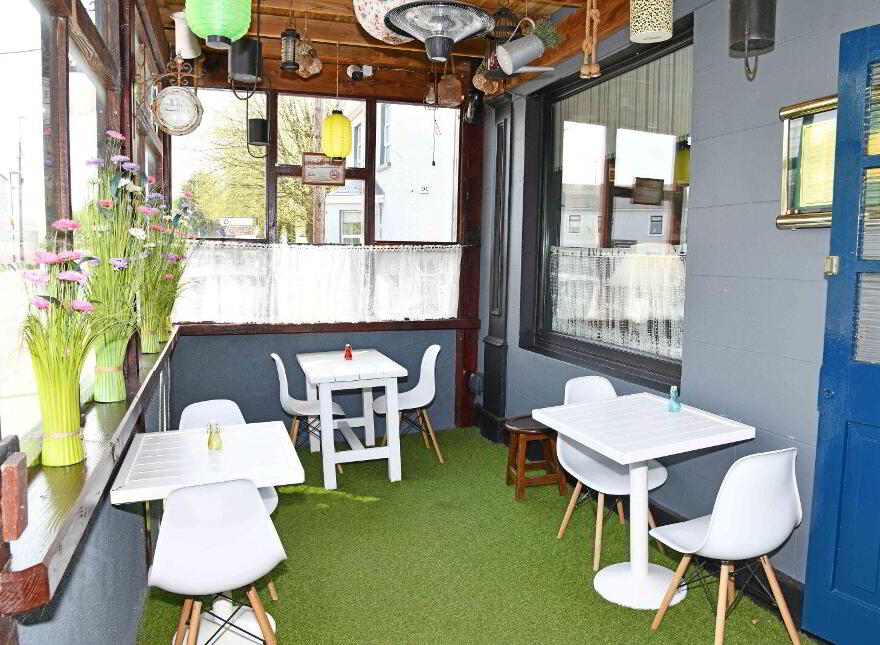 Finn's Bar Restaurant, Milltown, H54Y038