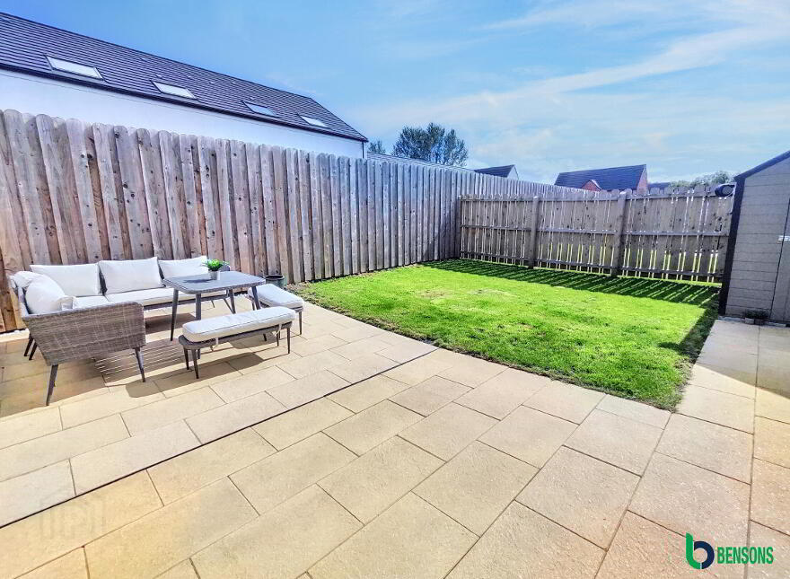 28 Earls Gate Square, Mountsandel Road, Coleraine, BT52 1FQ