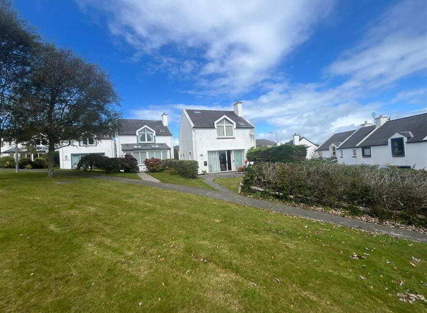 Bullfinch Cottage, 24 Celtic Cottage, Schull, West, P81HH00