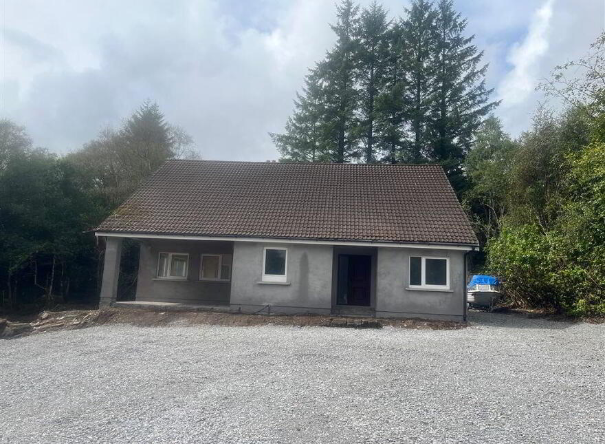 Tooreen, Glengarriff, West, P75XX00