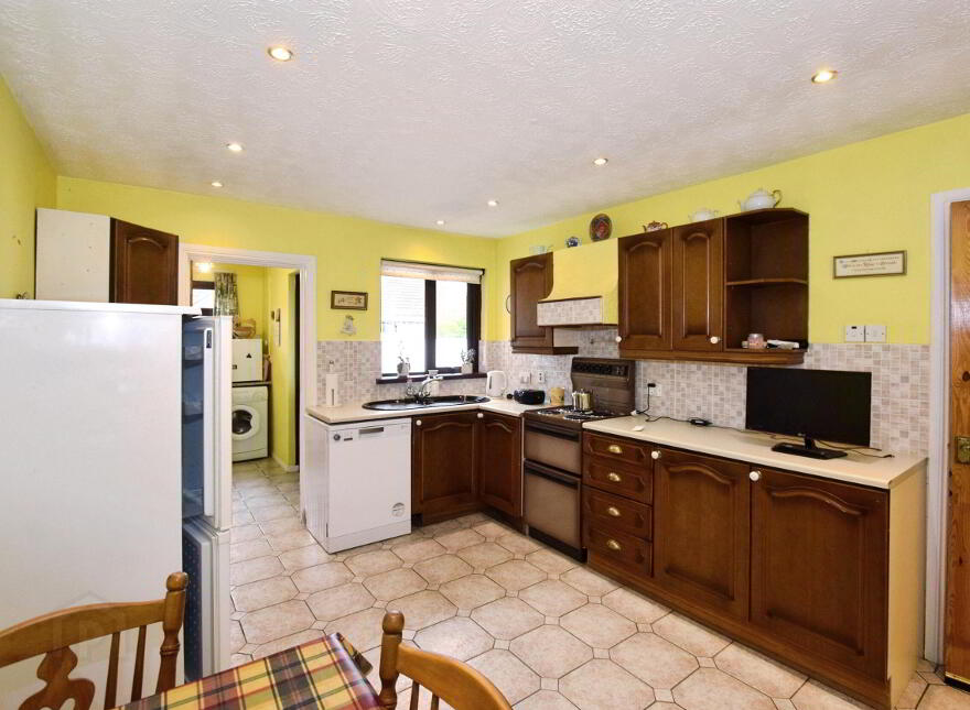 24 Parklands, Limavady Road, Londonderry, BT47 6YS