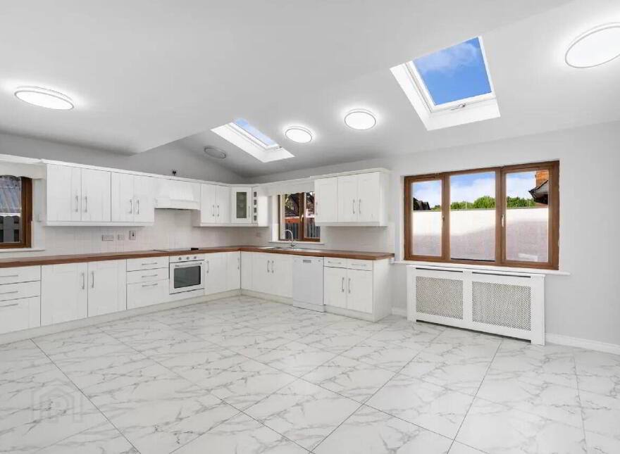 6 Rampart View, Rahardrum Lane, Virginia, A82F9K1