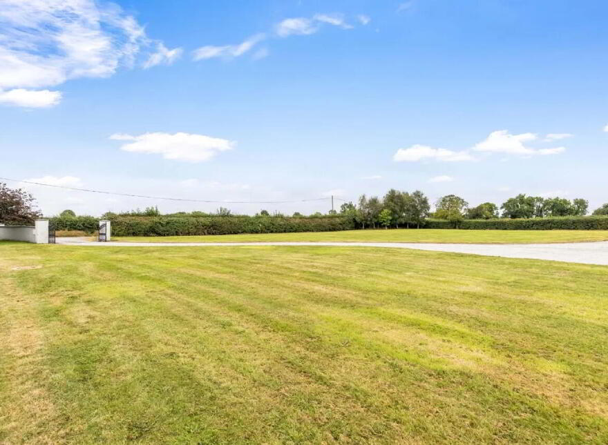 Fairyhouse Lodge, Mullinam Lane, Mullinam, Dublin, D15CP2V