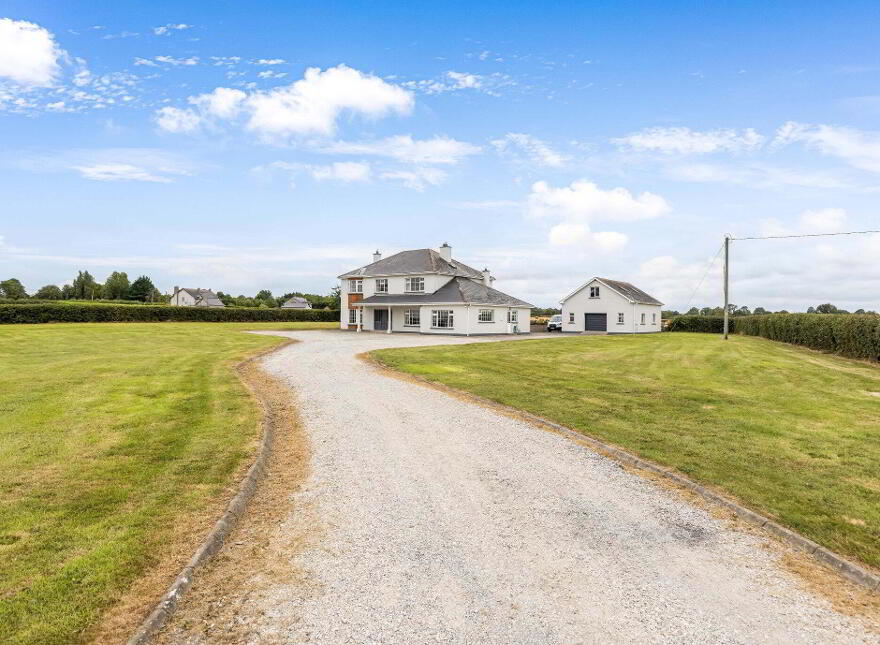 Fairyhouse Lodge, Mullinam Lane, Mullinam, Dublin 15, D15CP2V
