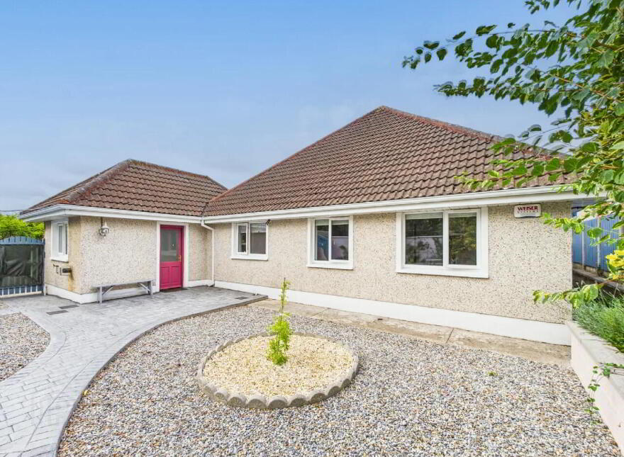 37 Hazelwood, Thurles, E41X2F3