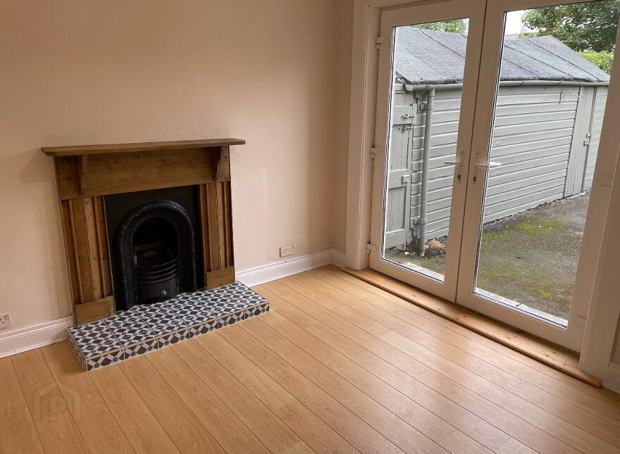 10 Ailesbury Gardens, Ormeau Road, Belfast, BT7 3FJ