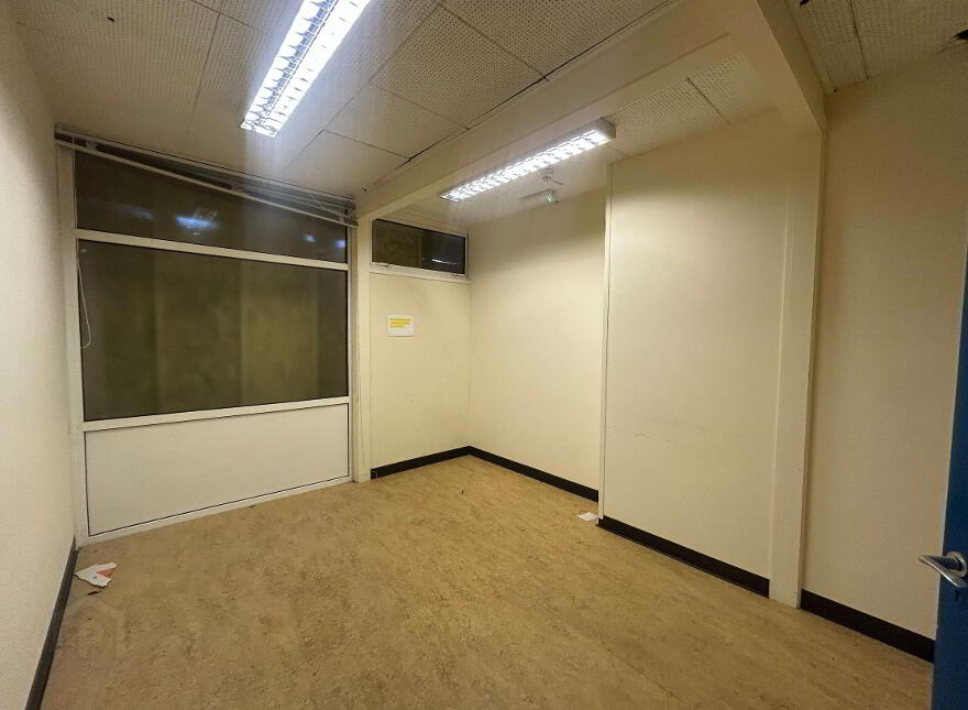 331 Cregagh Road, Belfast, BT6 0LE