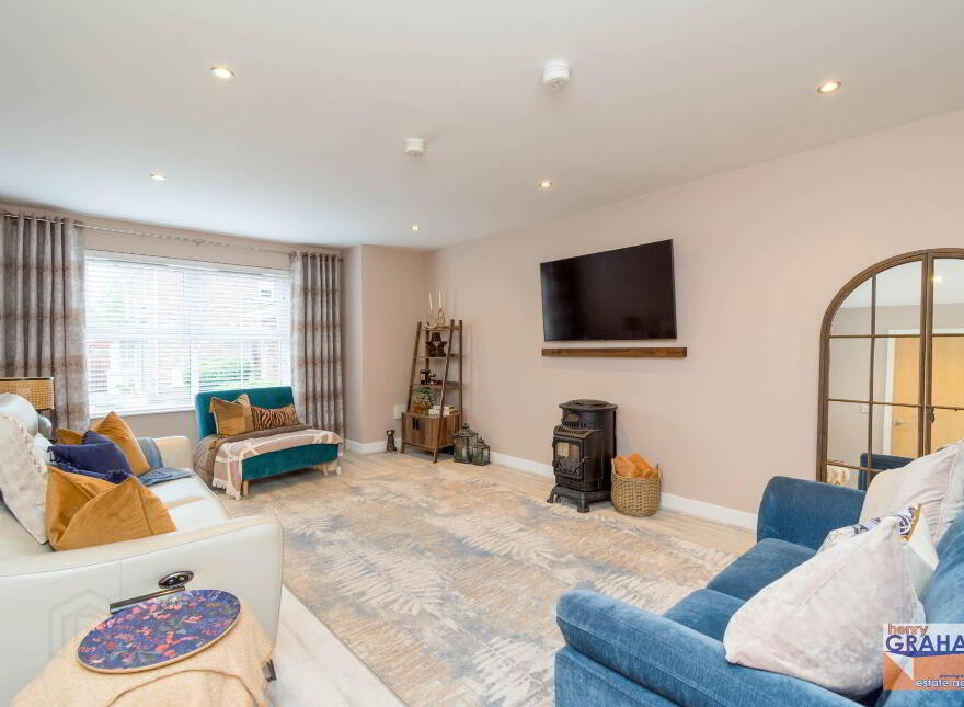 1 Holstein Close, Lisburn, BT28 2GP