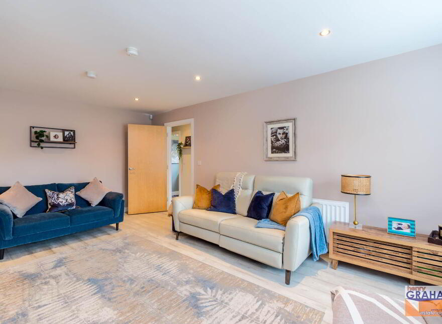 1 Holstein Close, Lisburn, BT28 2GP