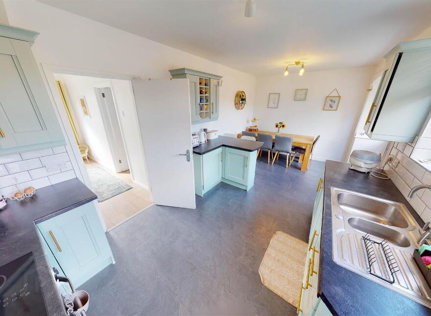 3 Lisnagarvey Drive, Antrim Road, Lisburn, BT28 3DW