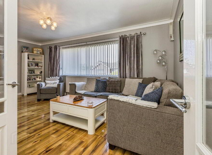 3 Brerton Crescent, Belfast, BT8 6QD