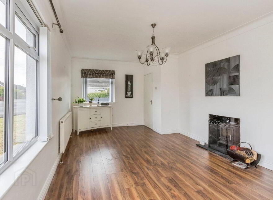 8 Lough Swilly Park, Carryduff, Belfast, BT8 8PJ