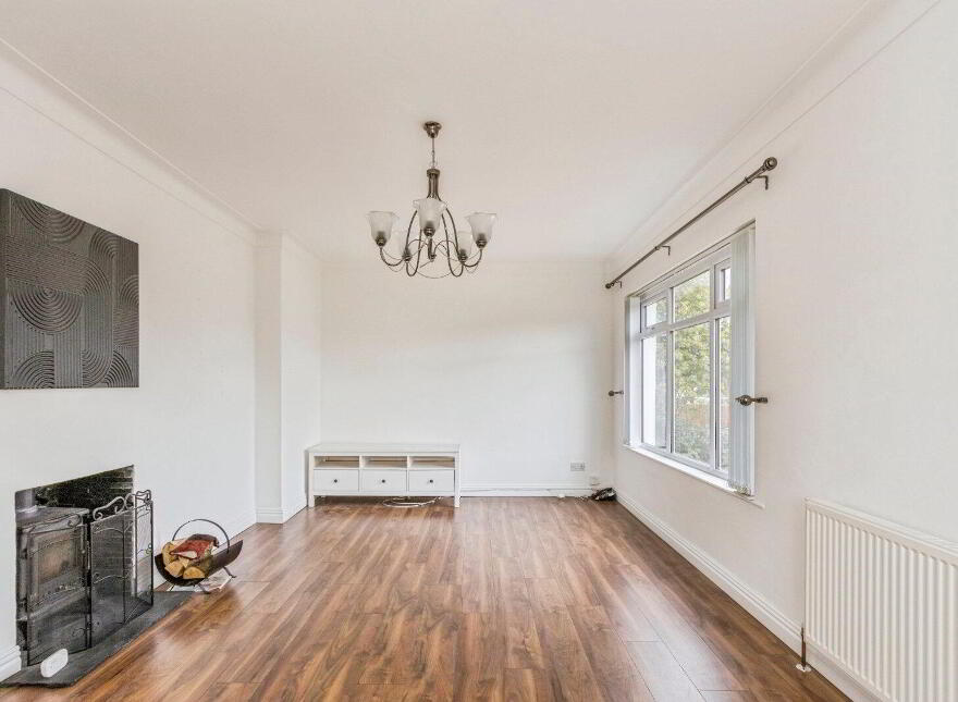 8 Lough Swilly Park, Carryduff, Belfast, BT8 8PJ