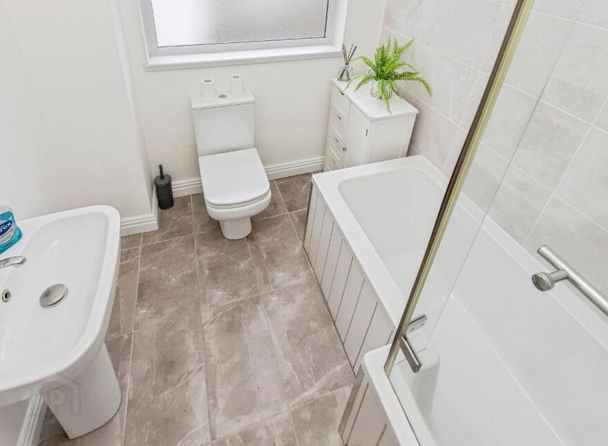 8 Lough Swilly Park, Carryduff, Belfast, BT8 8PJ