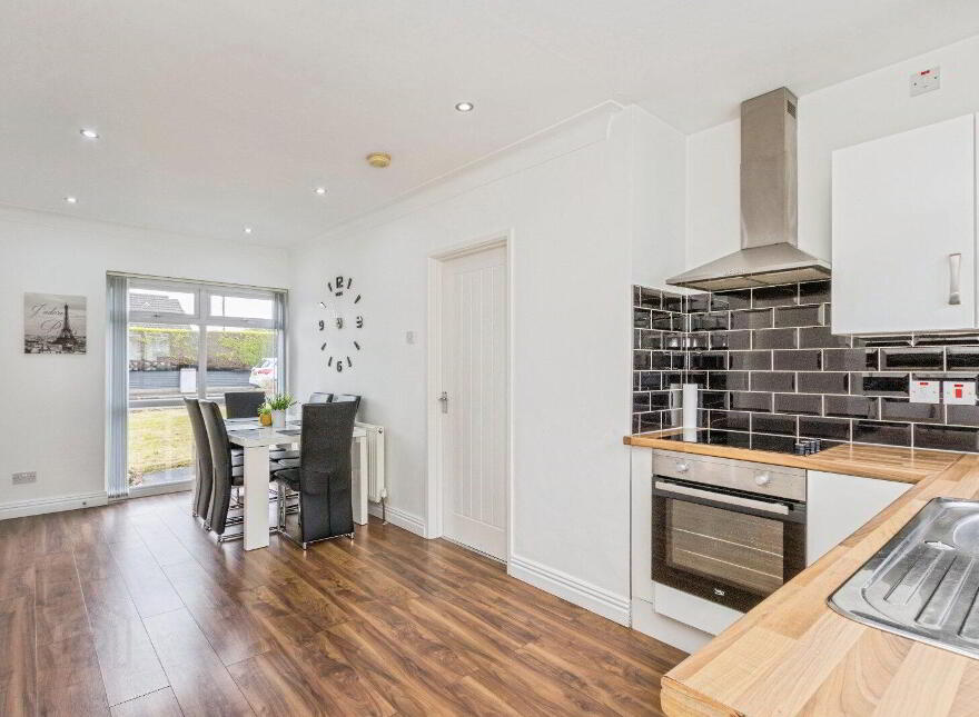 8 Lough Swilly Park, Carryduff, Belfast, BT8 8PJ